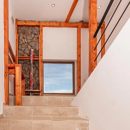 Apartment The Golden Nest - 3 Bedroom Family Mountain