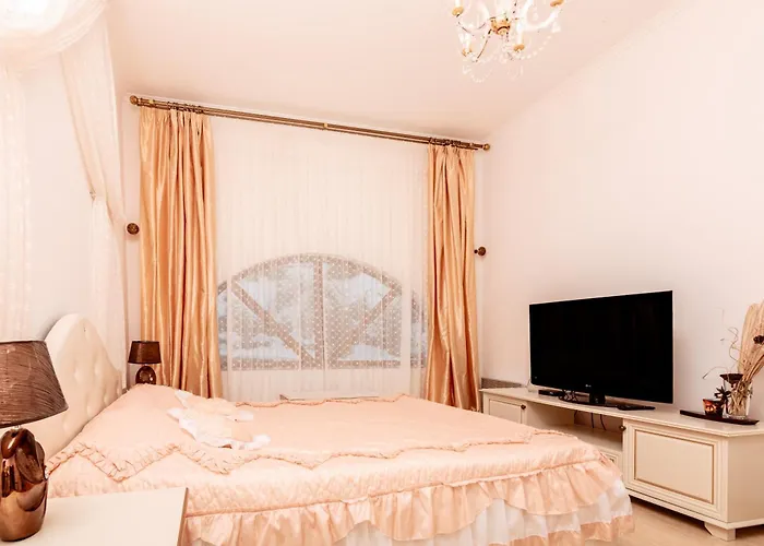 Apartment The Golden Nest - 3 Bedroom Family Mountain Pamporovo