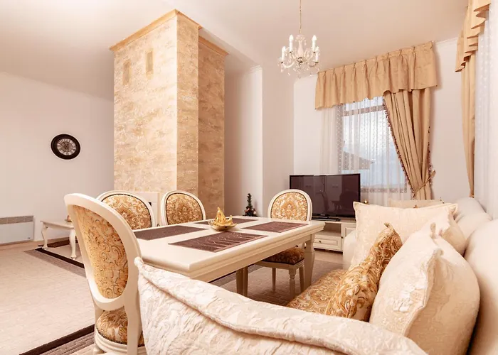 The Golden Nest - 3 Bedroom Family Mountain Pamporovo