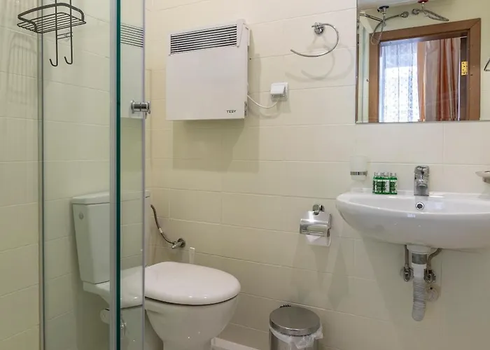 The Golden Nest - 3 Bedroom Family Mountain *