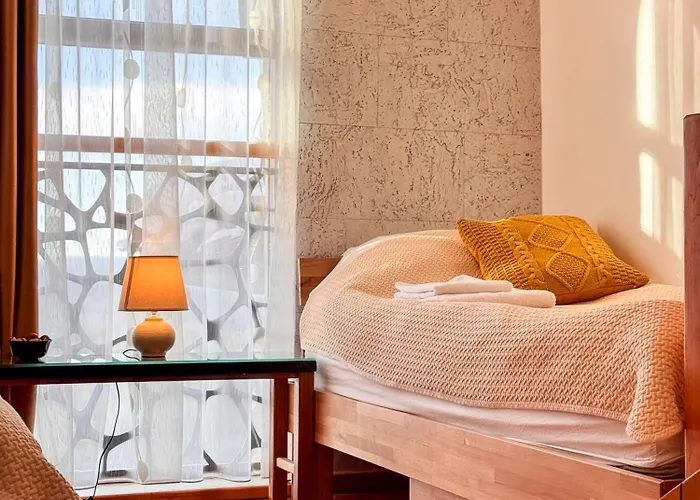 Apartment The Golden Nest - 3 Bedroom Family Mountain Pamporovo